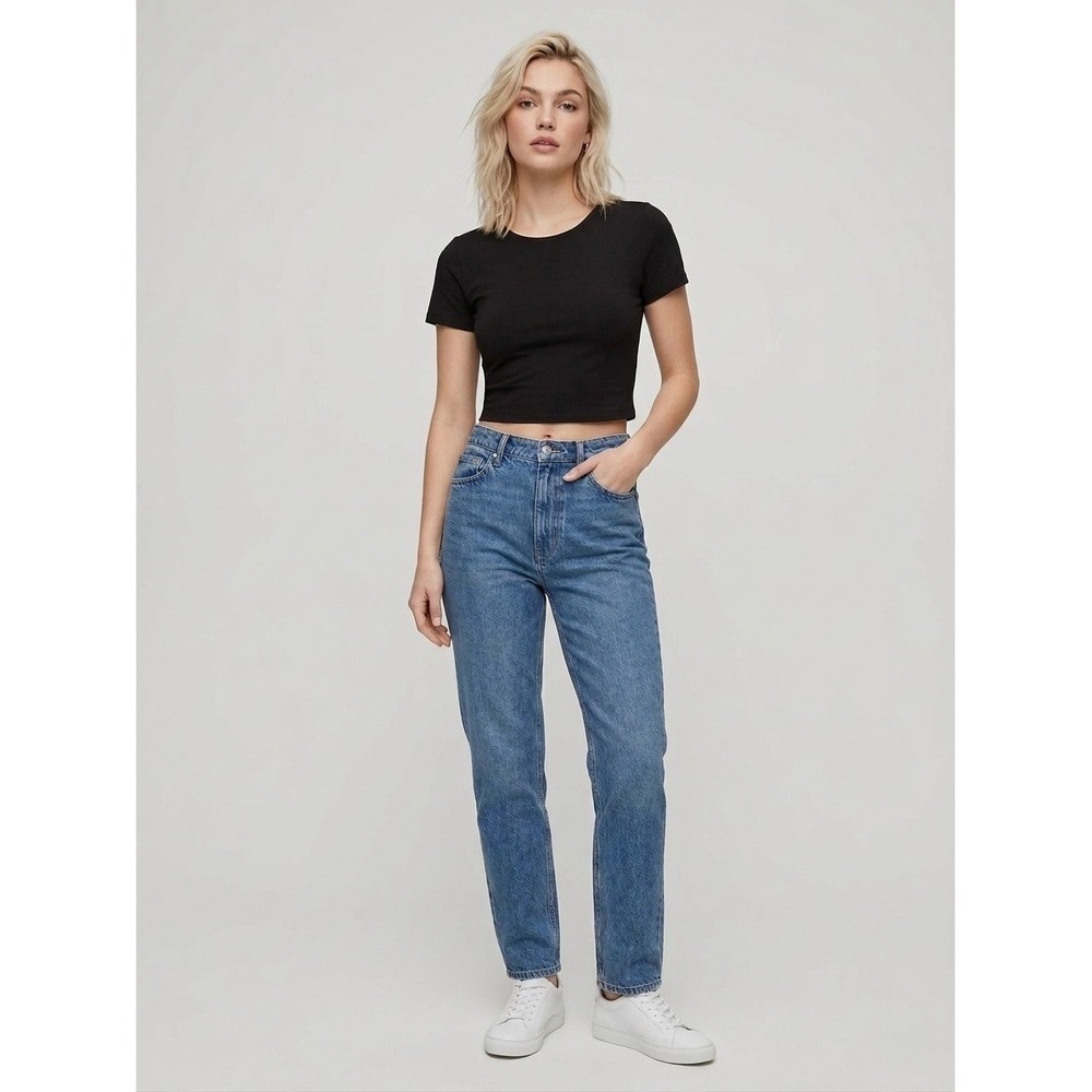 Aritzia Babaton Contour Crew T-Shirt Black Cropped Short Sleeve Top Size L 83840